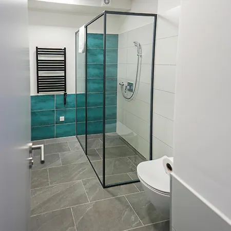 Appartement Optimist Apartmanhaz Velence
