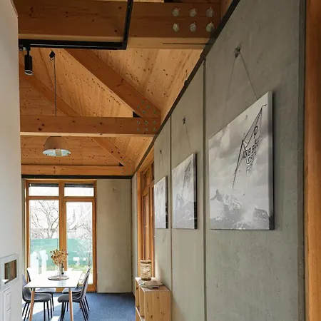 Optimist Apartmanhaz