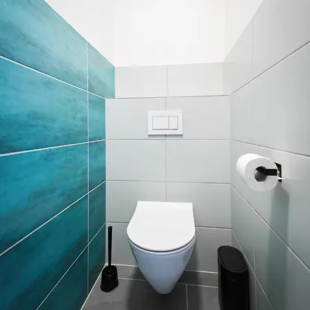 Optimist Apartmanhaz Velence